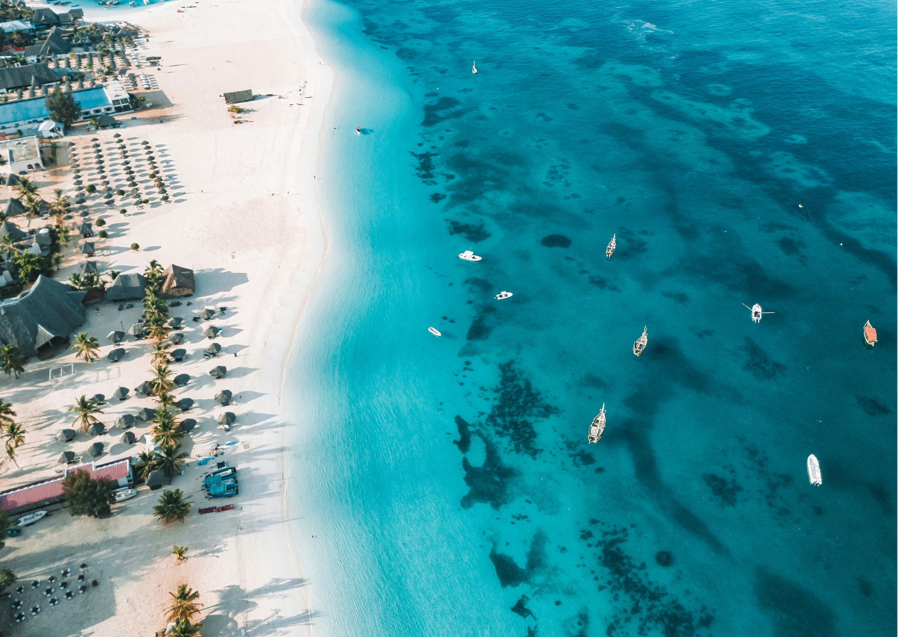 plage de Nungwi Beach à Zanzibar après un safari en Tanzanie